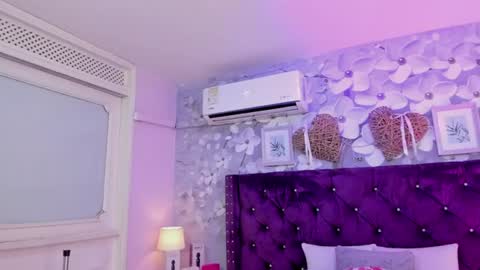 Snapshot of violeta_medina chatting on 25, 7, 2026 violeta_medina online show from 25, 7, 2026