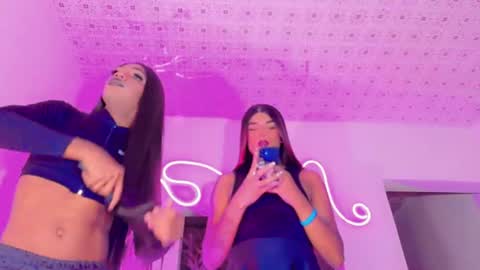 violeta_r_01 online show from 2, 8, 2026