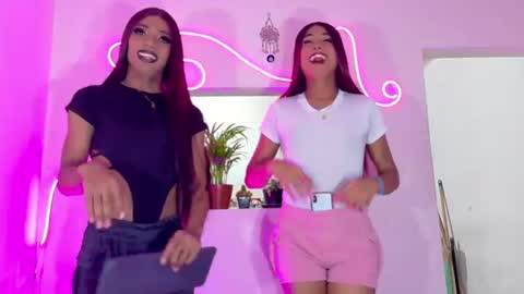 violeta_r_01 online show from 3, 8, 2026