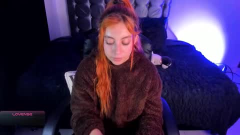 Violeta  Help me reach 150 thumbs up    online show from 18, 2, 2026