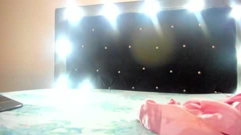 VioletaDums online show from 31, 3, 2026