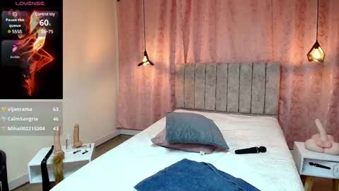 VIOLETA online show from 28, 2, 2025