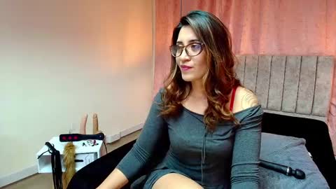 VIOLETA online show from 10, 3, 2025