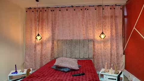 VIOLETA online show from 29, 9, 2025