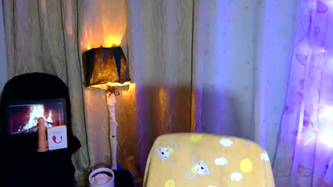 Snapshot of violeterection chatting on 20, 10, 2025 JUVY online show from 20, 10, 2025