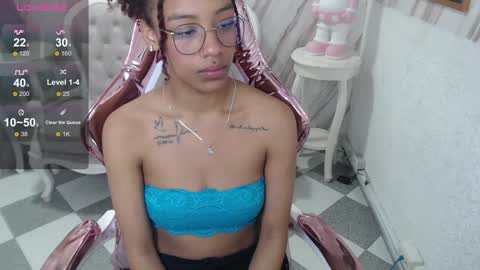 Snapshot of violeth_b chatting on 4, 1, 2025 violeth_b online show from 4, 1, 2025