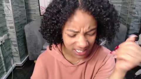 Snapshot of violeth_b chatting on 15, 9, 2025 violeth_b online show from 15, 9, 2025