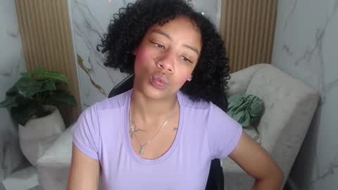 Snapshot of violeth_b chatting on 16, 10, 2025 violeth_b online show from 16, 10, 2025