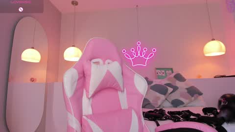 Snapshot of violeth_hill chatting on 24, 1, 2025 Violeth Hill online show from 24, 1, 2025