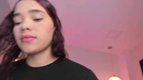 Snapshot of violeth_hill chatting on 11, 2, 2025 Violeth Hill online show from 11, 2, 2025
