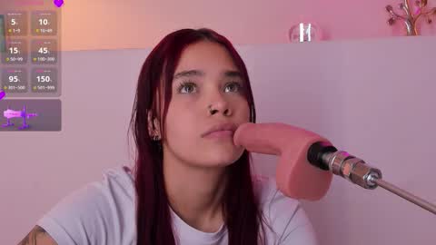 Snapshot of violeth_hill chatting on 15, 10, 2025 Violeth Hill online show from 15, 10, 2025
