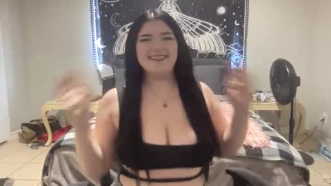 Violet Kitty online show from 15, 10, 2025