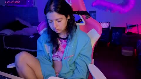   online show from 31, 3, 2026