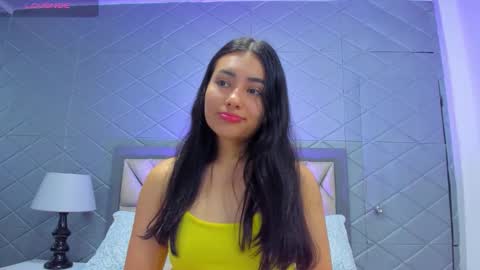 Violet Rousse online show from 27, 10, 2025