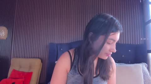 Violet Rousse online show from 2, 4, 2026