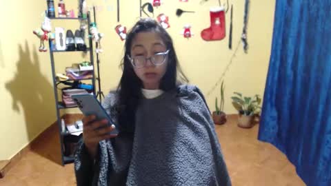 Violet777  online show from 24, 11, 2025