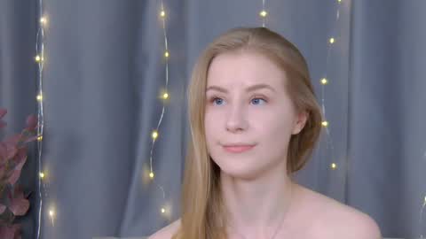 Snapshot of violetswone chatting on 7, 2, 2025 VioletSwone online show from 7, 2, 2025