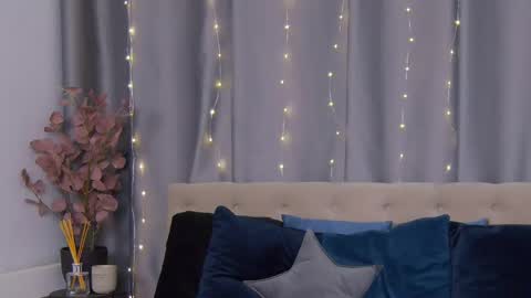 Snapshot of violetswone chatting on 9, 2, 2025 VioletSwone online show from 9, 2, 2025