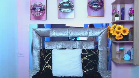 Snapshot of violett_froz chatting on 24, 10, 2025 Violeta froz online show from 24, 10, 2025