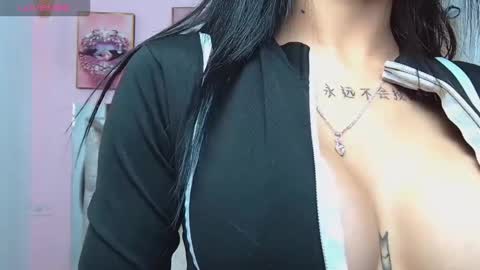 Snapshot of violett_froz chatting on 3, 12, 2025 Violeta froz online show from 3, 12, 2025