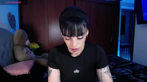 Snapshot of violett_hottie chatting on 25, 9, 2025 violett Independent model online show from 25, 9, 2025