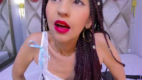 Violett  online show from 14, 2, 2026