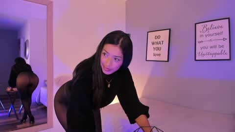 violetta_bold online show from 5, 2, 2025