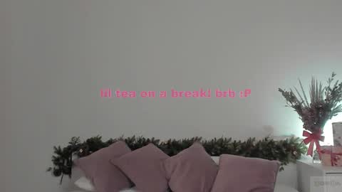 violetta_finch online show from 7, 1, 2025