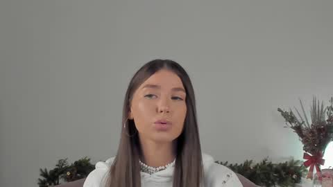 violetta_finch online show from 20, 1, 2025