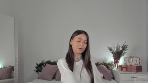 violetta_finch online show from 25, 1, 2025