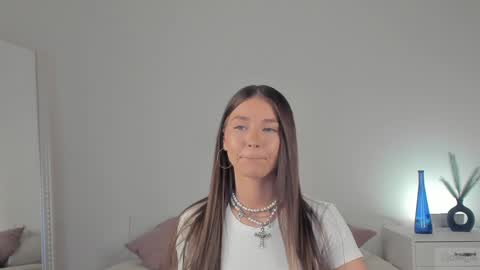 violetta_finch online show from 1, 2, 2025