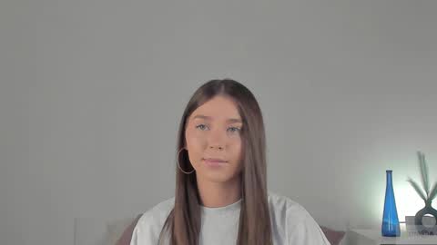 violetta_finch online show from 28, 2, 2025