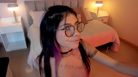 Violetta nur online show from 8, 7, 2026