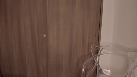 violetta independent model online show from 1, 3, 2025