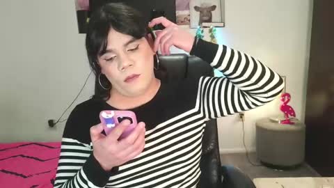 Snapshot of violettacam69 chatting on 9, 2, 2025 violettacam69 online show from 9, 2, 2025