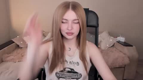 ViolettaOtis online show from 7, 2, 2025