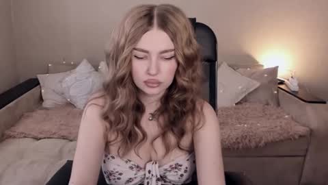 ViolettaOtis online show from 10, 2, 2025