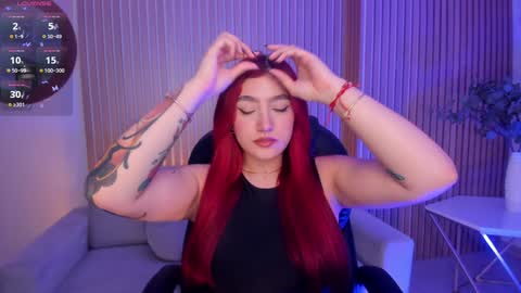 Violett Castel online show from 25, 1, 2025