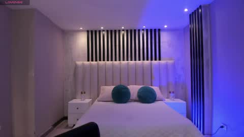 Violett Castel online show from 20, 3, 2026