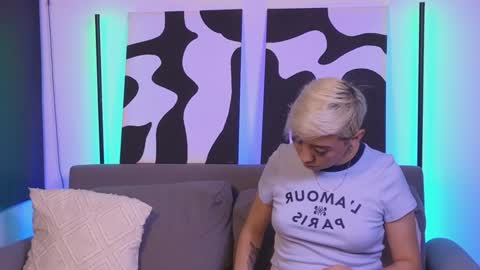 Violet online show from 27, 12, 2024