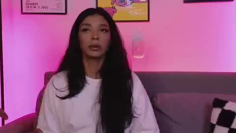 Violet online show from 19, 9, 2025