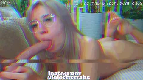 Snapshot of violetttttacb chatting on 17, 11, 2025 Violetta online show from 17, 11, 2025