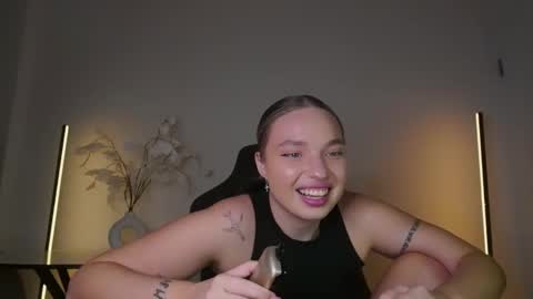 Violla online show from 28, 11, 2025