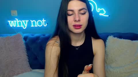 viollinalv online show from 3, 2, 2025