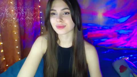 viollinalv online show from 5, 3, 2025