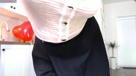 Snapshot of vip_juicy chatting on 15, 2, 2025 VelvettTime online show from 15, 2, 2025