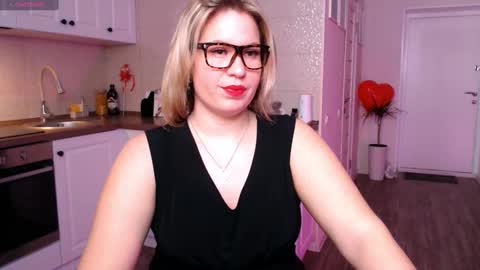 Snapshot of vip_juicy chatting on 28, 2, 2025 VelvettTime online show from 28, 2, 2025