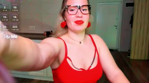 Snapshot of vip_juicy chatting on 6, 10, 2025 VelvettTime online show from 6, 10, 2025