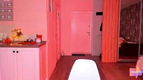 Snapshot of vip_juicy chatting on 16, 12, 2025 VelvettTime online show from 16, 12, 2025