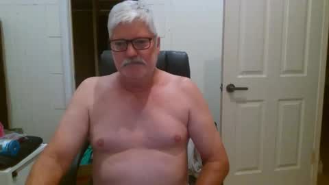 Snapshot of viper654321 chatting on 1, 12, 2025 viper654321 online show from 1, 12, 2025